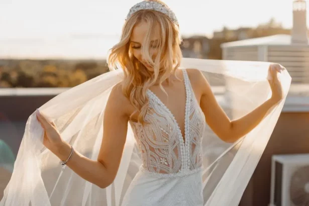 modne suknie ślubne 2026